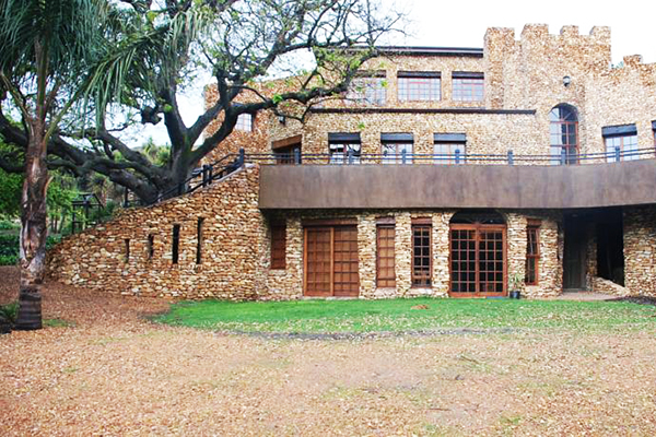 Eagle's Rest Guest Lodge